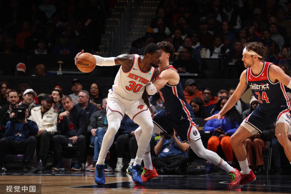 占据了场上 占据了场上