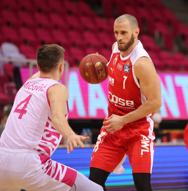 次随队参加 次随队参加